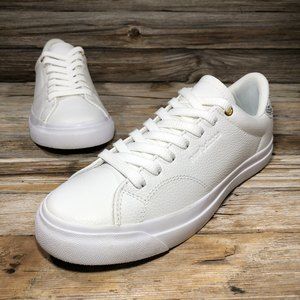 Like New New Balance AM210 Classic White Sneaker Women US 7, UK 5, EU 38